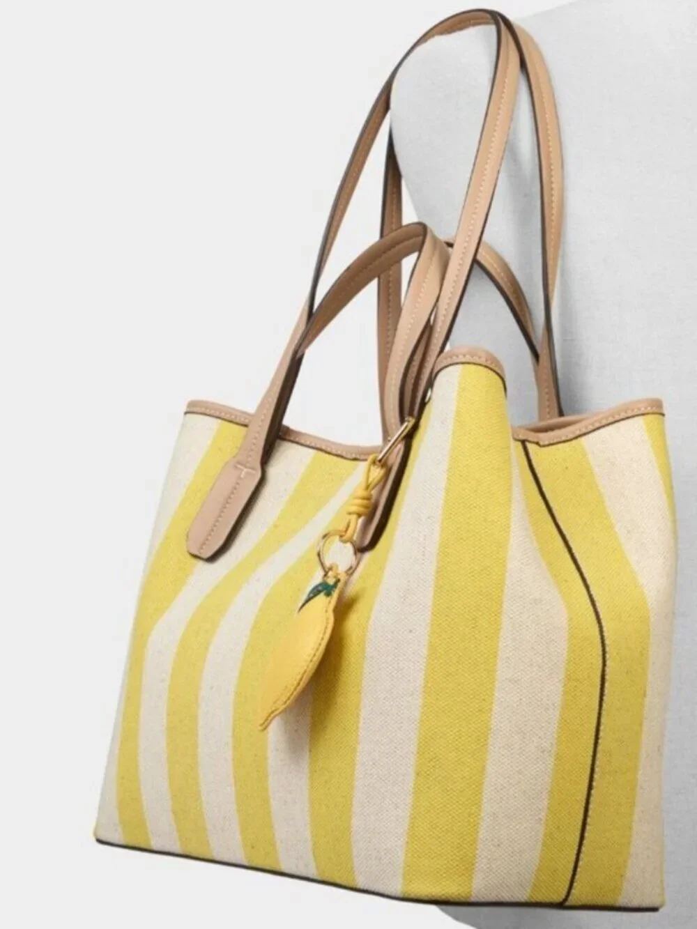 NWT Aldo Summertote Lemon Tote Bag - Picture 2 of 4
